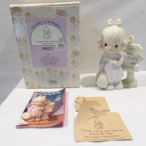 Precious Moments 1993 Loving Caring Sharing Along The Way figurine Enesco