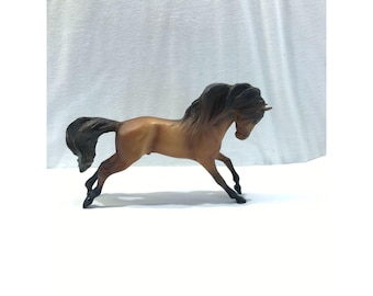 Breyer Reeves horse, Classic Freedom series vintage 1990s