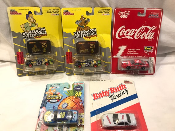 Lot Of 4 Vintage Pins, Nascar & Disney Auction