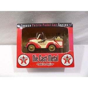 Texaco Petite Pedal Car Series Die Cast Metal Pedal Car Replica Fire Truck