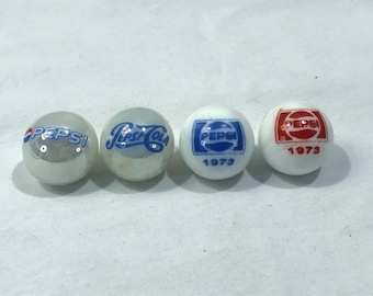 Pepsi logo collectible marble, Pepsi Cola, red blue square, 1973, white, 1 piece
