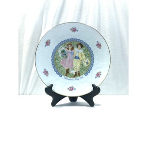Royal Doulton Valentine&#39;s Day 1976 Sammlerstück, Bone China Porzellanteller, England, geprägt