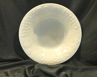 Philippe Richard rimmed soup bowl, white fruit design, 8" porcelain bowl