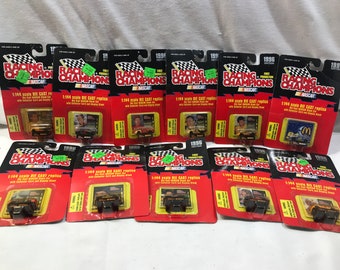 レーシングチャンピオン RACING CHAMPIONS  1:144scale Racing Champions 1:144 Scale Die Cast QVC Racing Team with