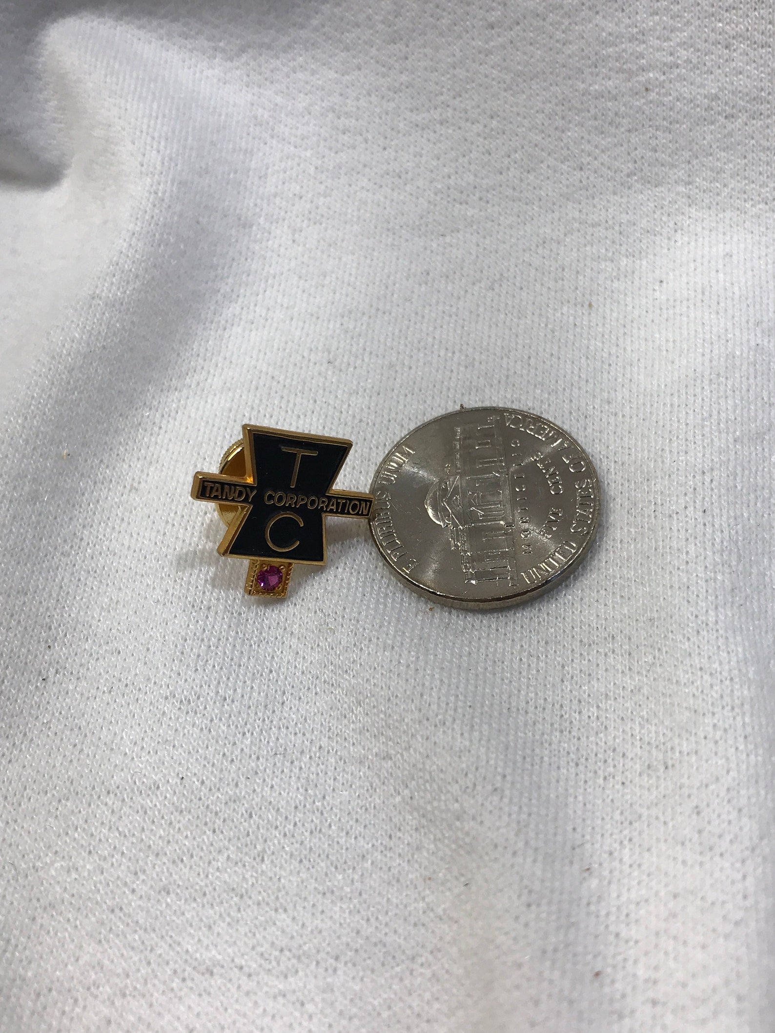Tandy Corporation 10K gold pin with ruby gemstone service | Etsy