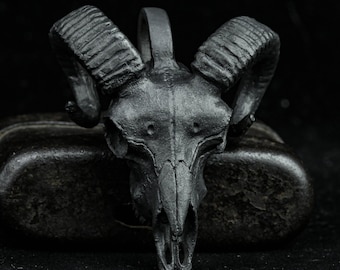 Ram Head Goat Forest Animal Astrology Metal Witchcraft Pendant Necklace Dark Skull Gothic Retro 925 Silver Brass Men and Women