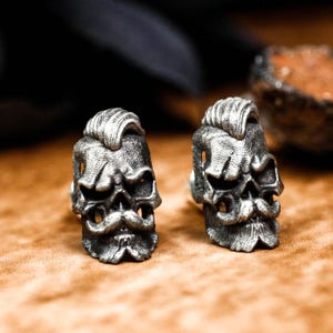 Greased manly style, skull, big beard, earrings, fun, gentlemanly, men's earrings gifts, braids, bearded men, boyfriend earrings