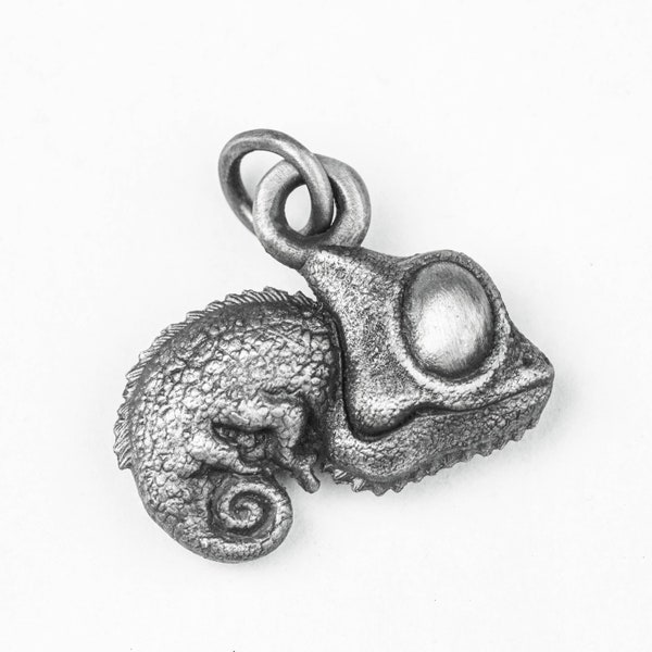 Chameleon Pendant Necklace\Chameleon Jewelry\Reptile Jewelry Gifts\Handmade Lizard\African Brass\Tribal Bodyguard