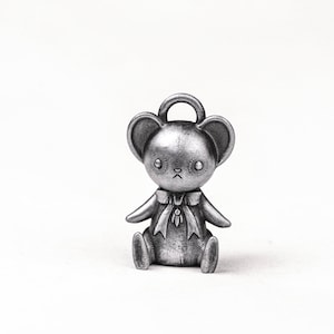 Doll Art Cute Mini Winnie the Pooh Pendant Necklace Craftsman Warm Healing Silver Gift 925 Sterling Silver Brass Men and Women