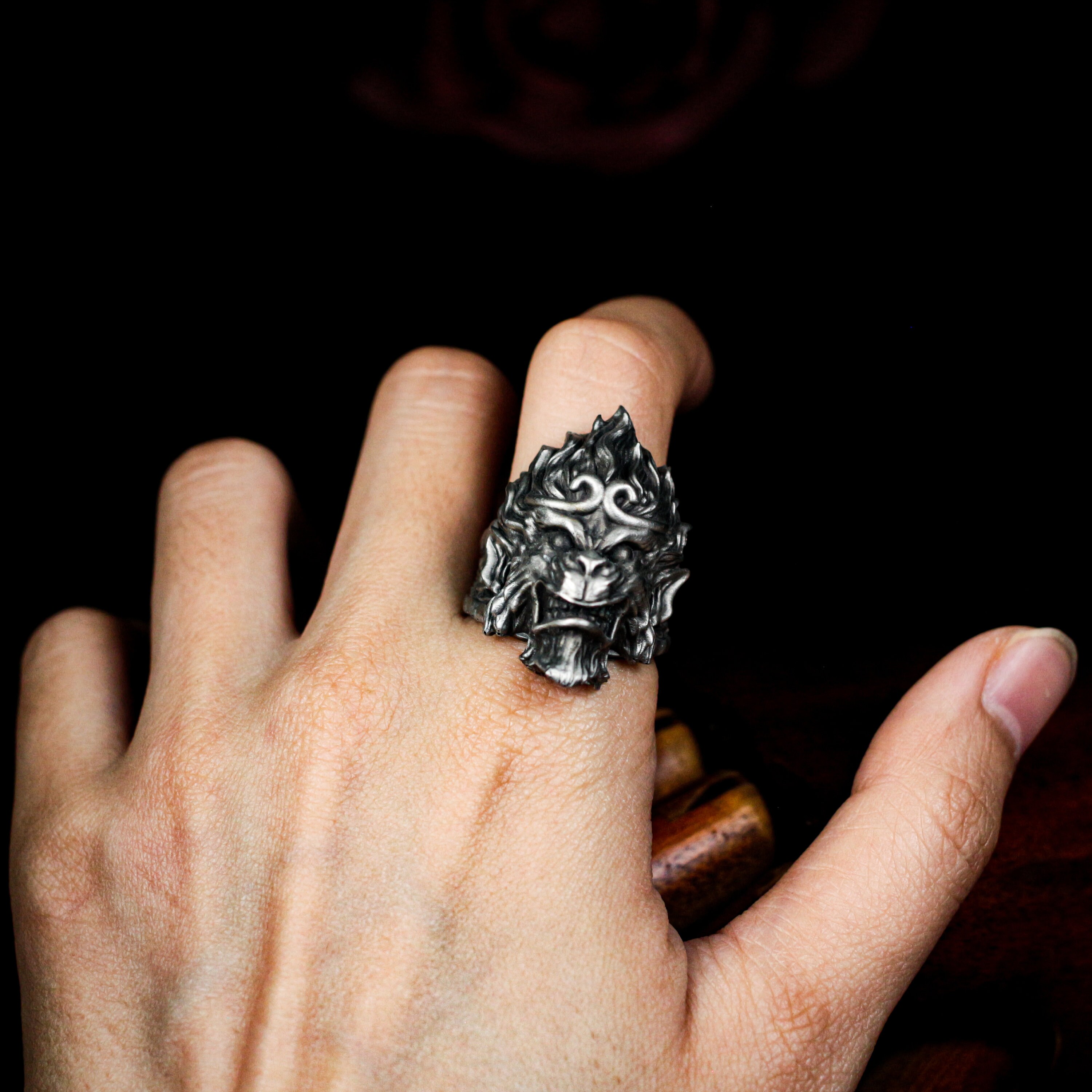 ミュージシャン pointless journey toy ring crown il_fullxfull.5978073666_3ag5.jpg