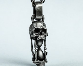 Funnel Soul Brand Hourglass Skull Pendant Necklace Ornament Collection Time Art Gothic Craftsman Jewelry 925 Silver Brass Men and Women