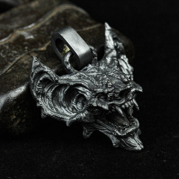 Skeleton Vampire Gargoyle Pendant Necklace Animal Monster Guardian Holy Night Bat Count Dracula Night Elf Church 925 Silver Brass Men