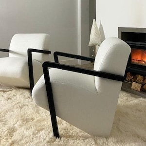 Crosby chair