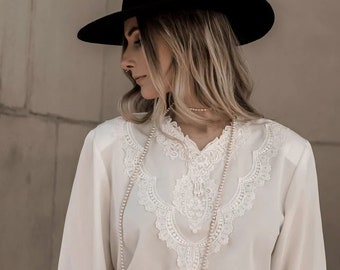 aurore blouse / vintage white / beaded details
