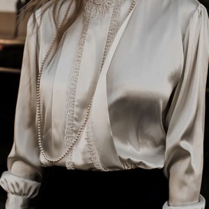 anastasia blouse / vintage creme / zijdeachtig afbeelding 2