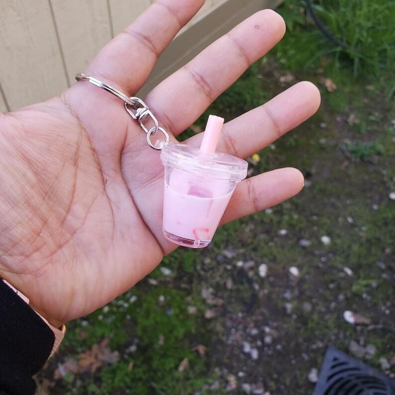 Agua de fresa Keychain