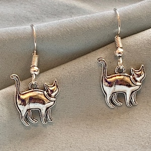 Cat Cute dangler dangle earrings, Quirky, Funky and Fun Animal Earrings #animal lovers