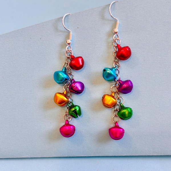 Pendientes colgantes de cascabeles: Pendientes navideños