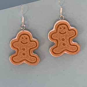Gingerbread Man Men Dangle Boucles d’oreilles, super mignons, décalés, amusants et funky #love #food lovers gâteaux biscuits