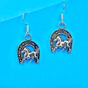 Horse Shoe dangle earrings, Funky, Fun, Cute and original #horse lovers