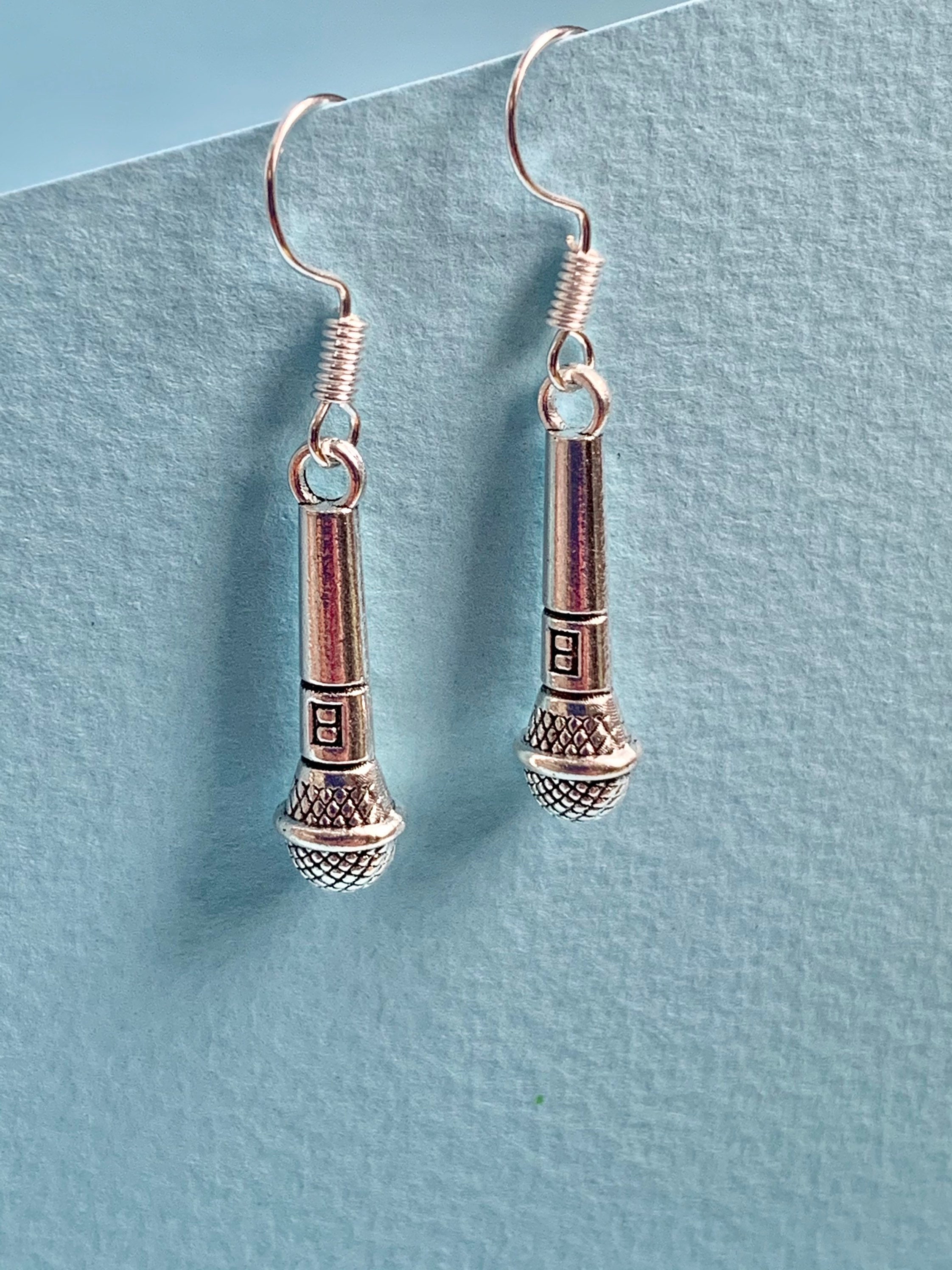 Dangle Singer Microphone Dangle Earrings, Funky, Fun, Cute and Original #singers ...