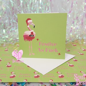 AF festive, carte de Noël flamant rose pour elle au Royaume-Uni, carte de voeux de Noël impertinente rose, carte de Noël grossier pour les meilleurs emballages-cadeaux et étiquettes assortis