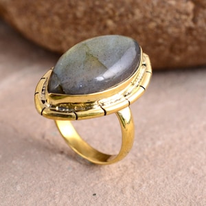 Labradorite Ring, Rings for Women, Boho Ring, Brass Ring, Labradorite Gemstone Ring, Gift For Her, Labradorite Stone Ring For Women