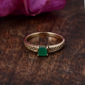 Delicate Green Onyx Ring, Gemstone Ring, Dainty Ring, Green Onyx Stackable Ring, Anniversary Gift, Wedding, Thin Ring, Dainty Minimalist,