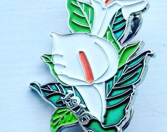 Easter lily pin badge & Ireland wrist band Proclamation Of The Republic Eire 
