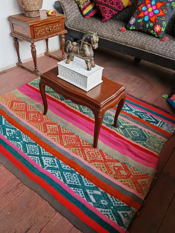 Hand woven peruvian blanket hotsell