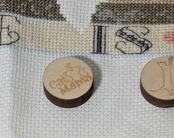 Cat Lover Magnetic Needle Minder, Cross Stitch Embroidery Tool, Set of 4