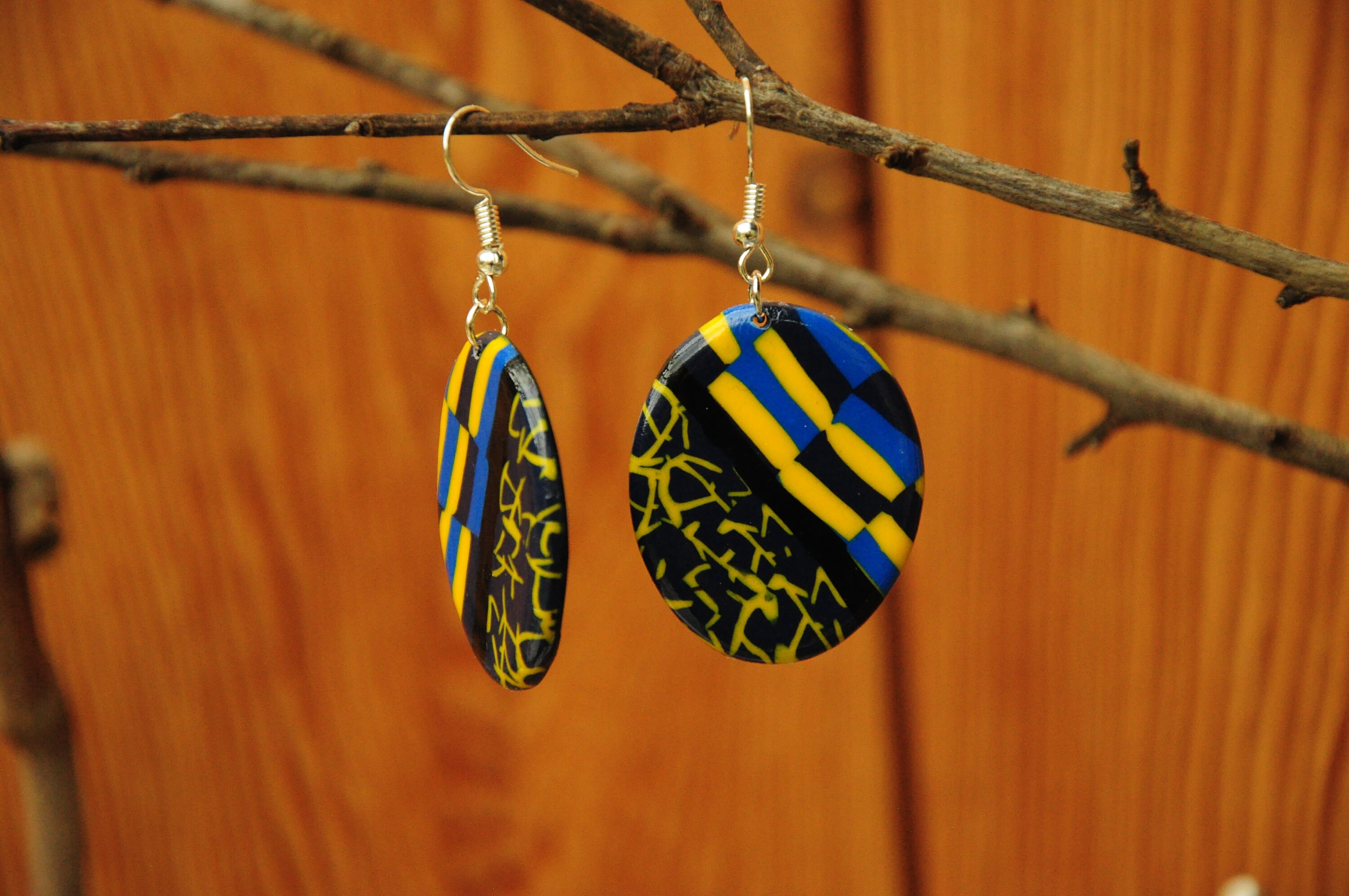Boucles D'oreilles Ovales En Fimo Et Métal – Dimensions 3,5 X 2,5 Cm, Neuf Sans Emballage