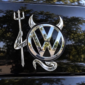 3D-effekt djävulshorn och svans vinyldekalset för bilens emblem, demon trident-klistermärken, bilmärkesdekoration