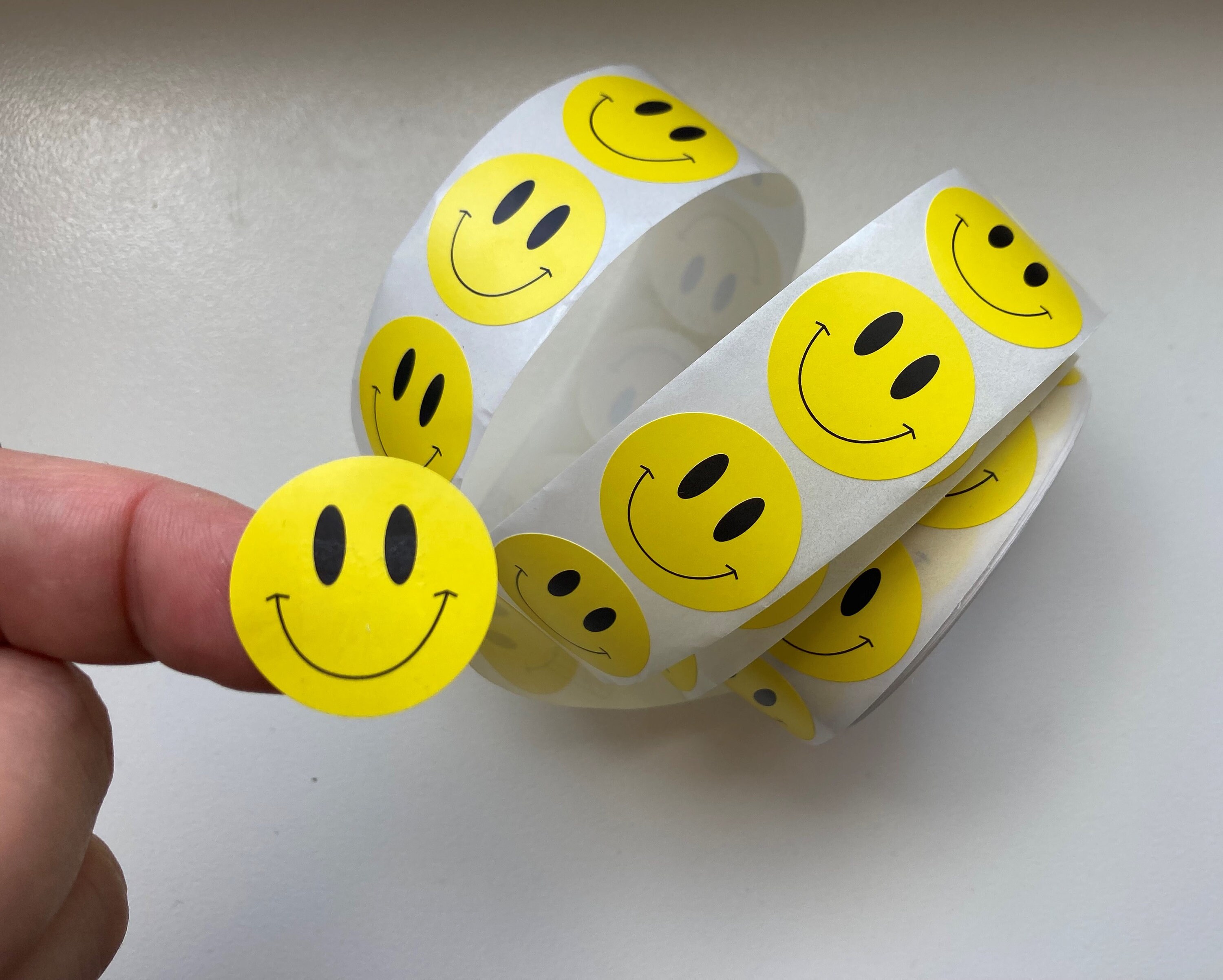 Chia sẻ hơn 79+ smiley sticker bss đẹp nhất - Co-Created English