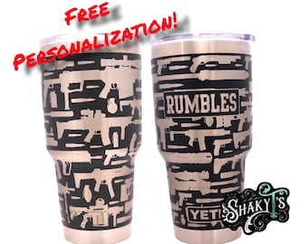 Diseño de pistola 360 de 30 oz grabado a láser en vaso Yeti con tapa magnética. ¡No son pegatinas ni calcomanías de vinilo!