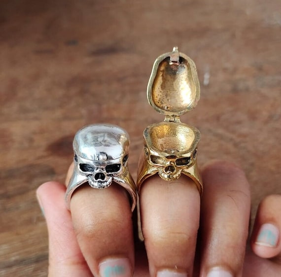 アクセサリー Argent Gleam HERT OF GOLD scull ring Solid Brass Skull Compartment Ring, Snuff Locket Jewelry - Etsy