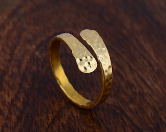 Handmade Hammered Gold Toe Ring: Adjustable Double Band