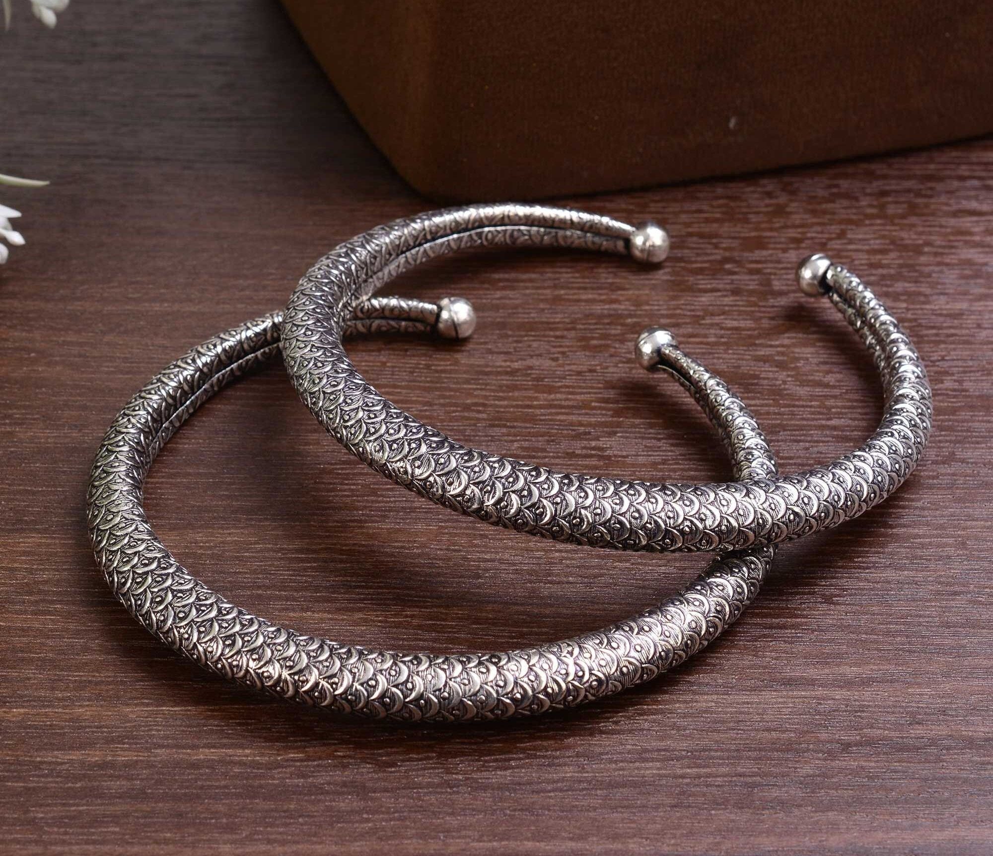 Kada for leg new arrivals