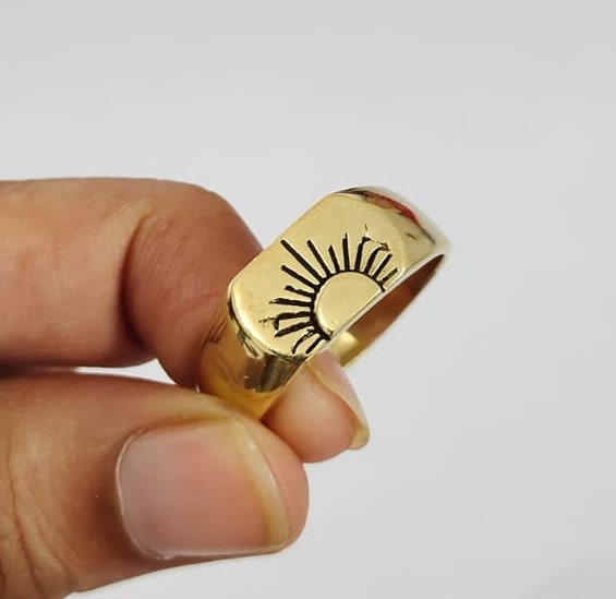 vintage ring 太陽の象徴 , the sun il_fullxfull.5590339085_q4nn.jpg