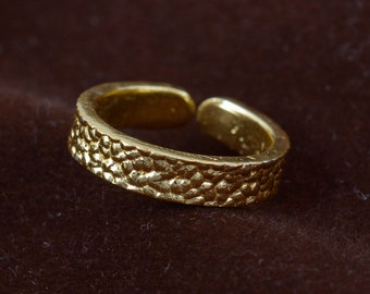 Chunky Hammered Adjustable Ring: Unisex Statement Jewelry