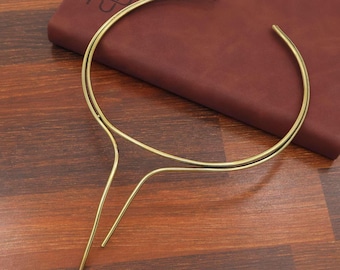 Gold Wire Choker, Smooth Finish Gift for her Minimalist Jewelry