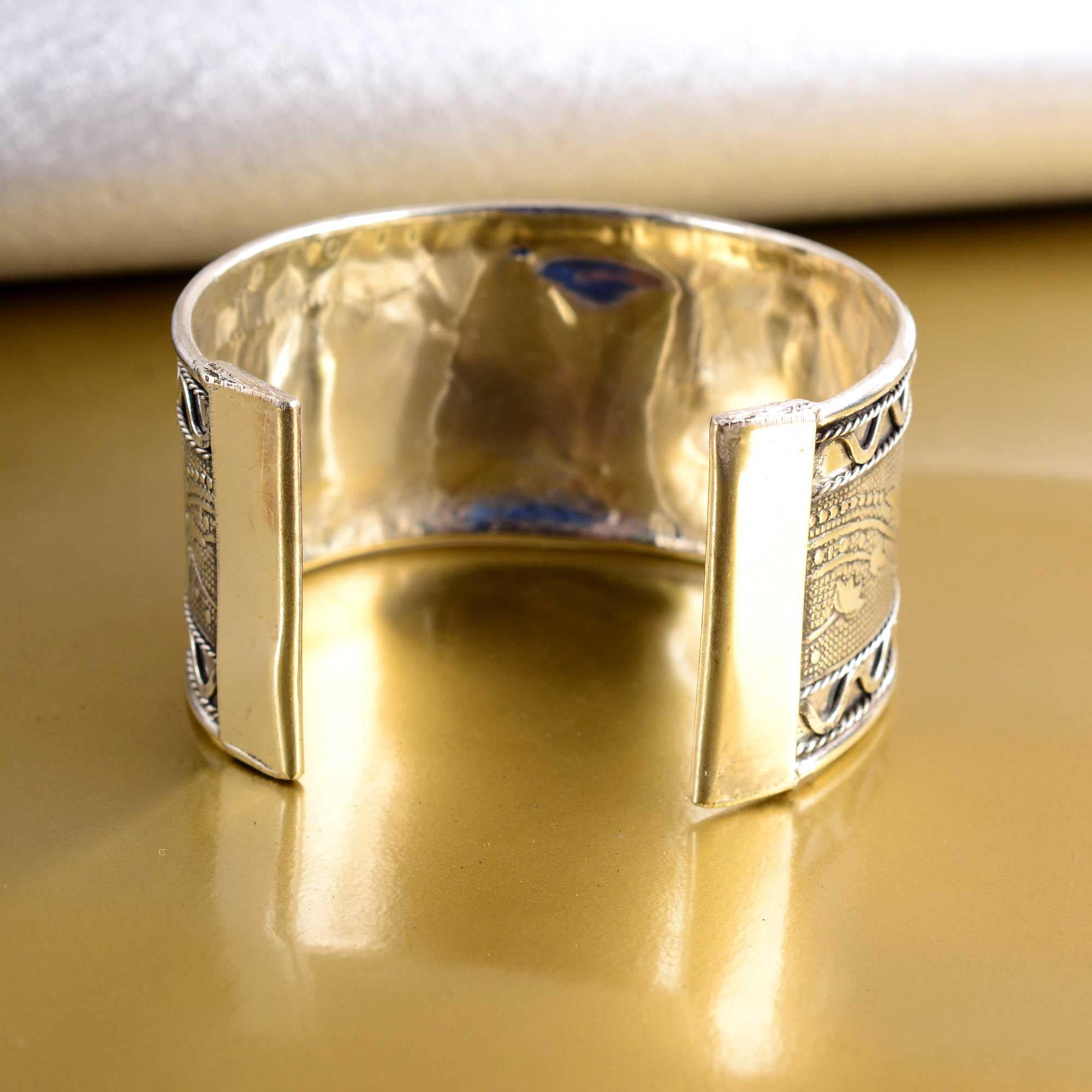 Bracelet Manchette Artisanale Indien - German Silver (argent Allemand) - Gravure Ethnique - Neuf Avec étiquettes