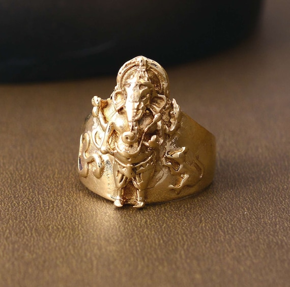 22K Gold Ring with Lord Ganesha - Size 8.5 | Virani Jewelers