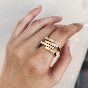 Gold Bar Ring Moderne Gouden Ring, 4 Line Ring, Statement Ring, Minimal Ring, Men Ring, Cadeau voor hem, Geometrische Ring, Boho Ring