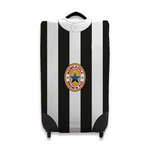 Newcastle - 1996 Home - Retro - Caseskin™ - 3 Tamanhos - Capa para Mala