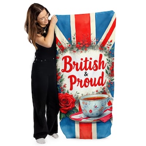 British & Proud Union Jack - Lightweight, Microfibre Beach Towel - 150cm x 75cm