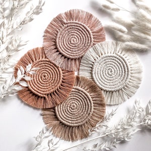 Round macramé coaster | Macrame Coaster | Single Set of 2 4 | white beige pink | Boho Decoration