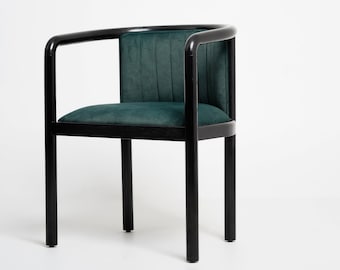 Silla de comedor de madera maciza Alton moderna negra