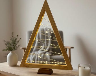 Sapin de Noël en bois fait main avec lumières LED