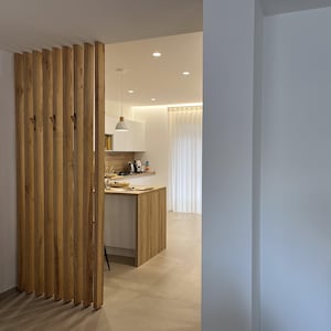 Cloison en bois sur mesure | Lattes naturelles | Lattes de cloison écologiques, couleur et hauteur personnalisables image 10